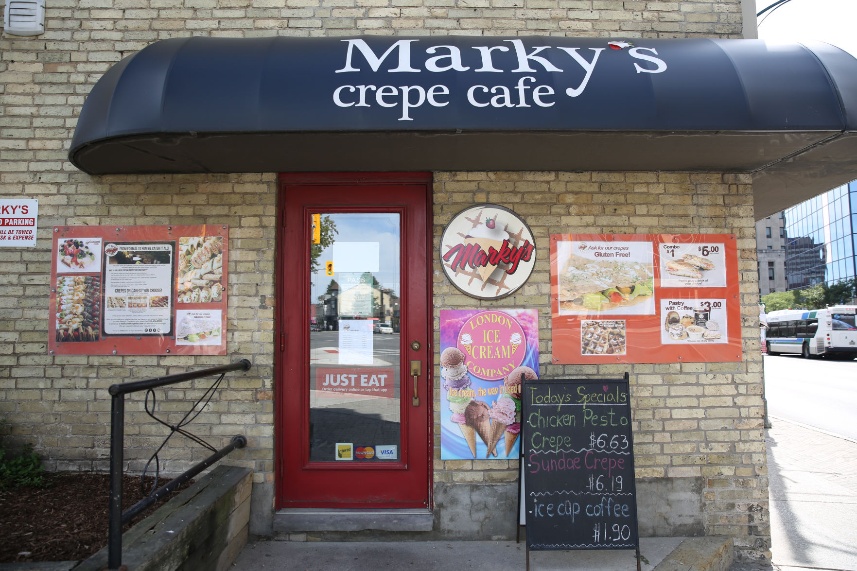 Marky's Crêpes - Jenny jay-2.jpg